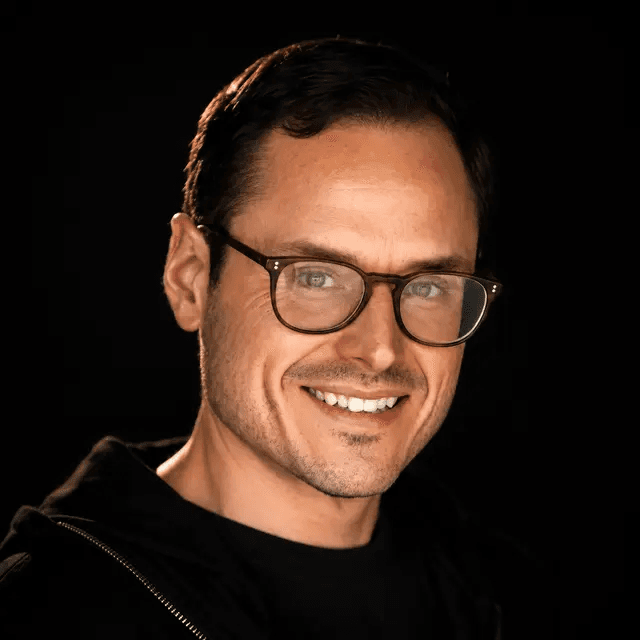 Daniel Kivatinos, CEO and Co-Founder of Loopfour